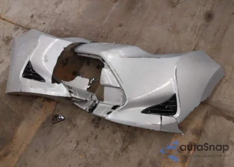 2018 Toyota Corolla Le from USA, damaged, VIN 2T1BURHE8JC043686